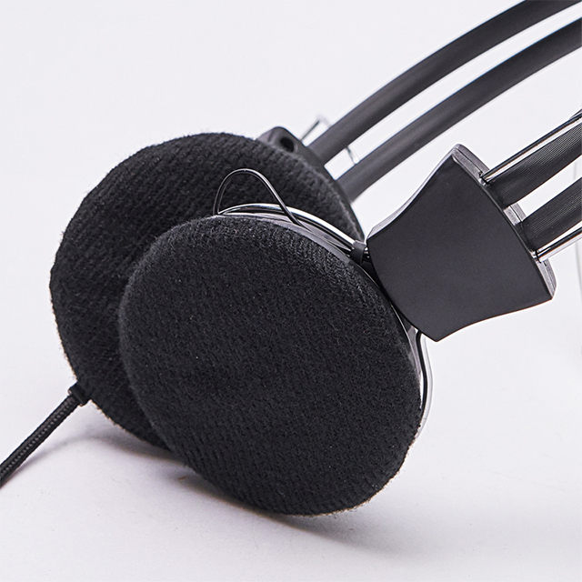 Computerkabelgebundener Kopfhörer